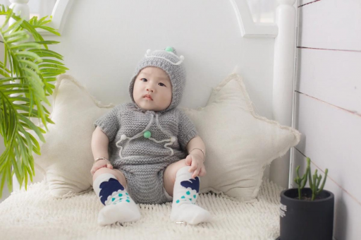 金坛宝宝揉眼睛是怎么回事 金坛宝宝揉眼睛是怎么回事